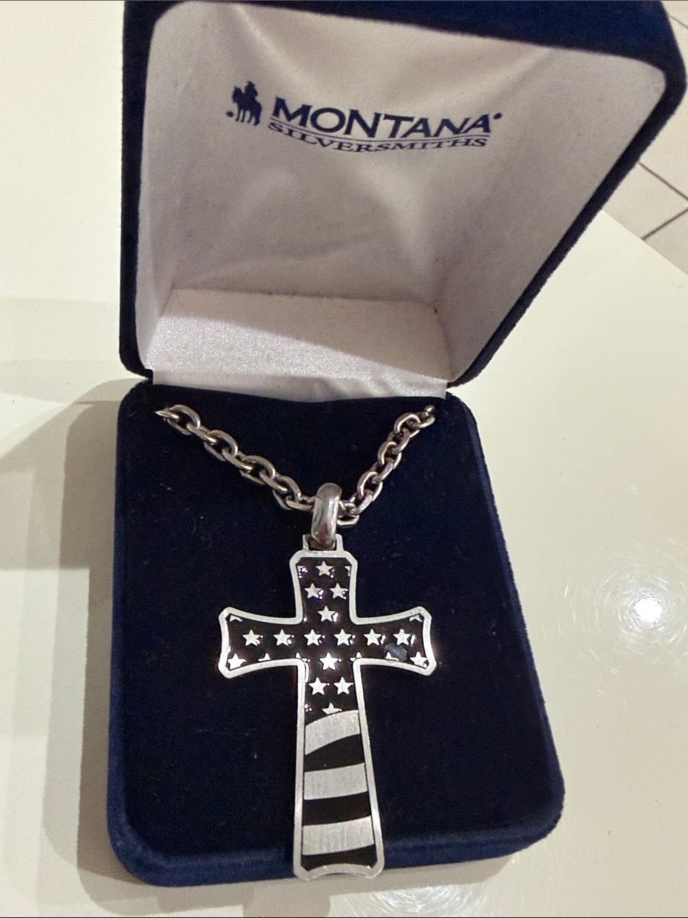 Montana Silversmiths USA American Flag Sterling Silver Cross Pendant Necklace